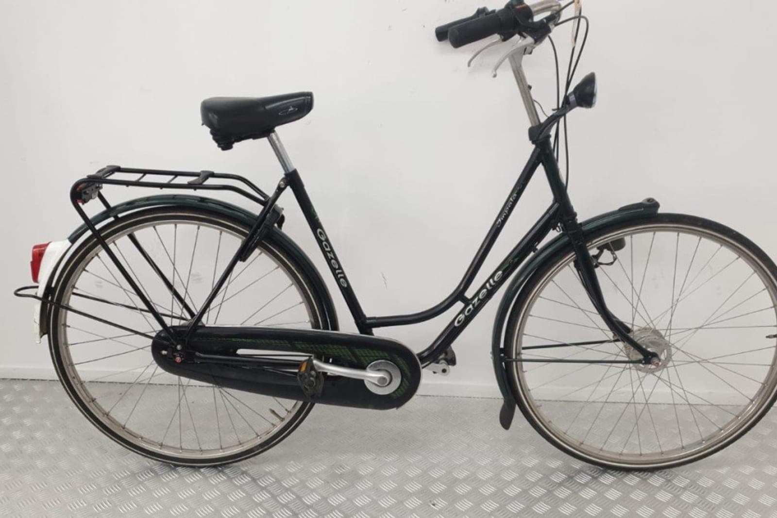 Lage instap of hoge instap: welk fietsframe stapt het makkelijkst?